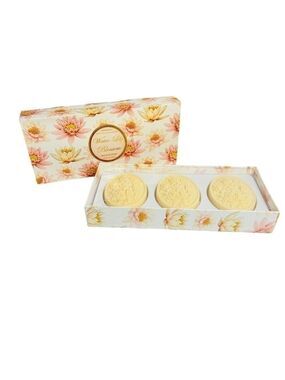 Saponificio Artigianale Fiorentino Water Lily Blossom Set Of 3 Round Soaps Italy
